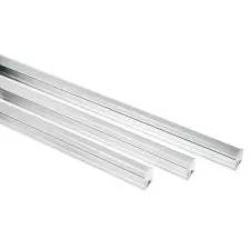 Luminaria Lineal LED T5 8W 3000K 600lm 600x22x30mm VTEC