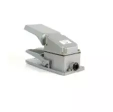 Interruptor De Pie Aluminio Reforzado 10 Amp 220 Volts RED CONTROL