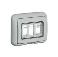 Tapa 3 Módulos Idrobox Matix IP 55 Gris 25603  BTICINO