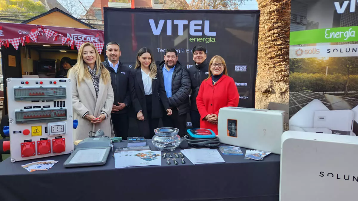 Stand de Vitel Energía en la Feria de Instalaciones Eléctricas en INACAP Ñuñoa