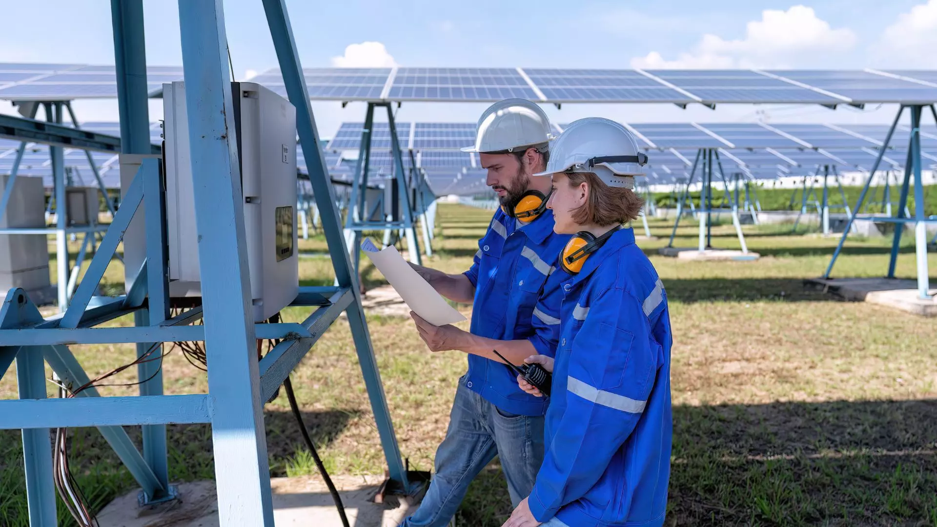 Importancia de las certificaciones de las plantas on grid