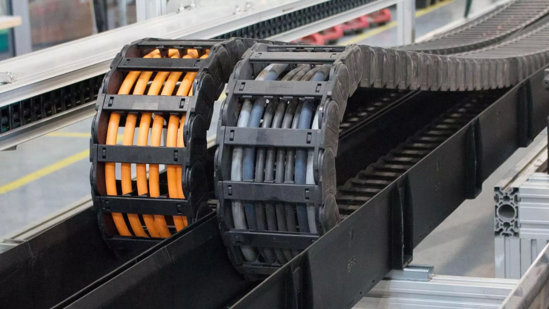 Cadena portacables , Protege tus cables, potencia tu industria 