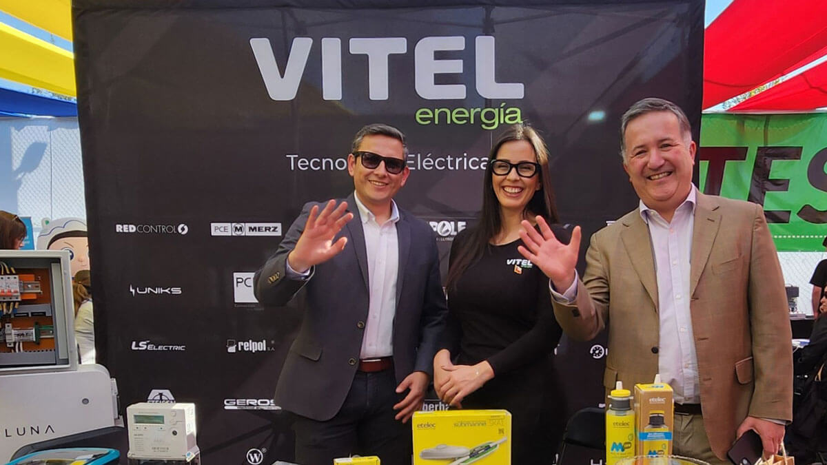 vitel energía presentando soluciones de energías renovables y electromovilidad en duoc uc vitel energía presentando soluciones de energías renovables y electromovilidad en duoc uc