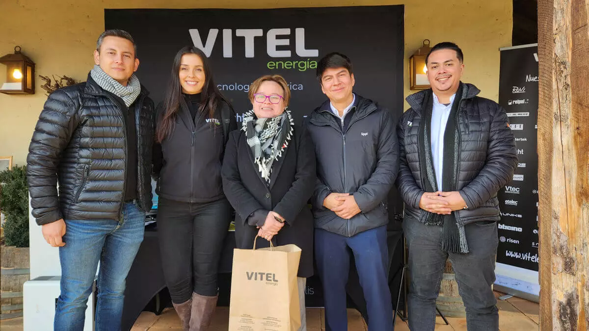 Vitel Energía en el Expo Foro Citybest presentando soluciones de electromovilidad