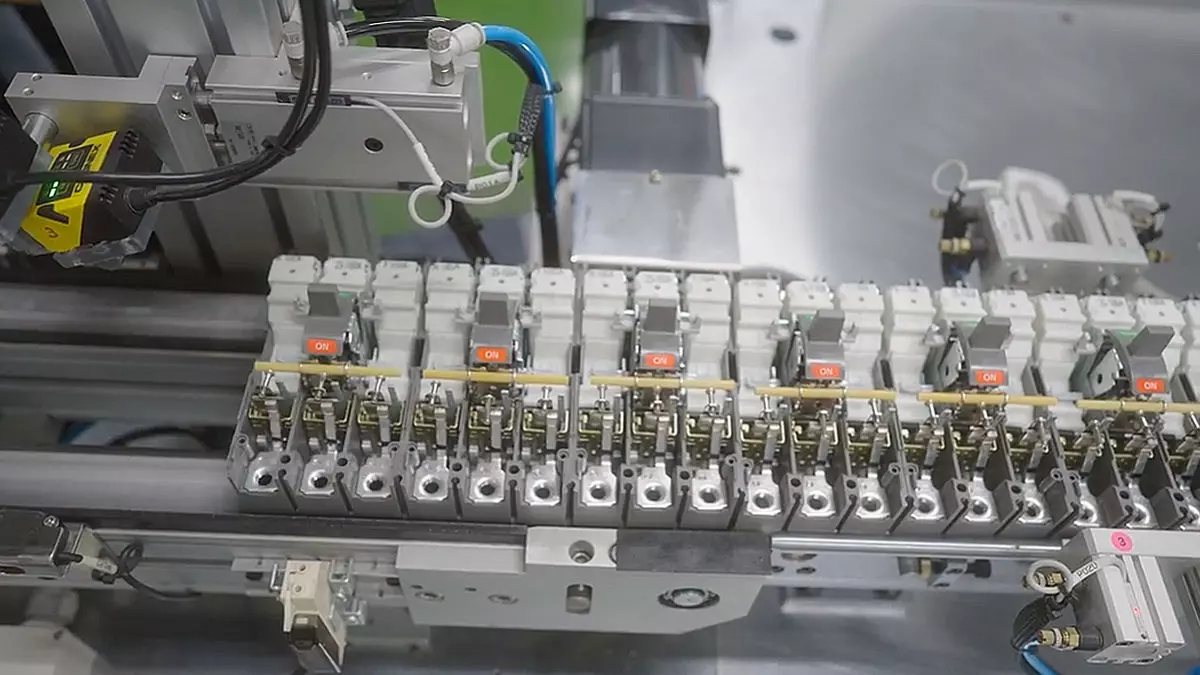 Planta de producción LS Electric en corea del sur con procesos de fabricación, automatización industrial y control de calidad en sistemas de potencia Planta de producción LS Electric en corea del sur con procesos de fabricación, automatización industrial y control de calidad en sistemas de potencia